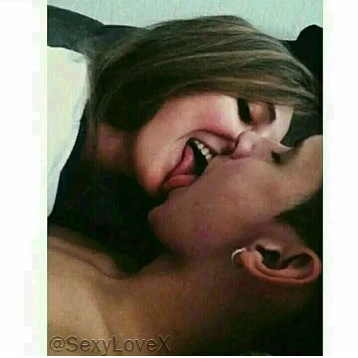 | @sexylovex |  2🔞