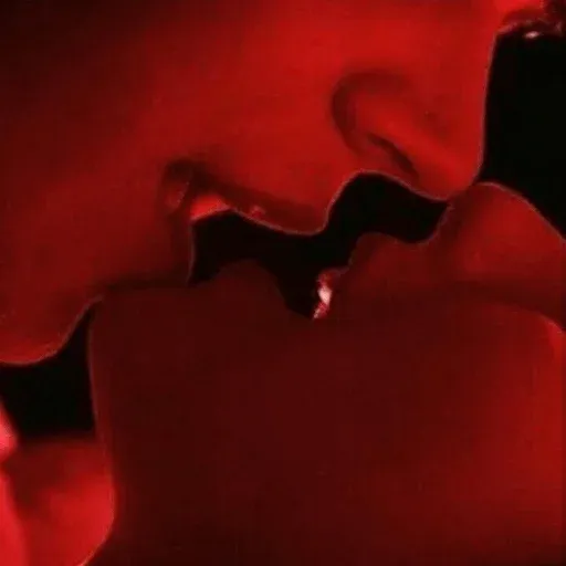 @lesboteen  ; HOT🏳‍🌈