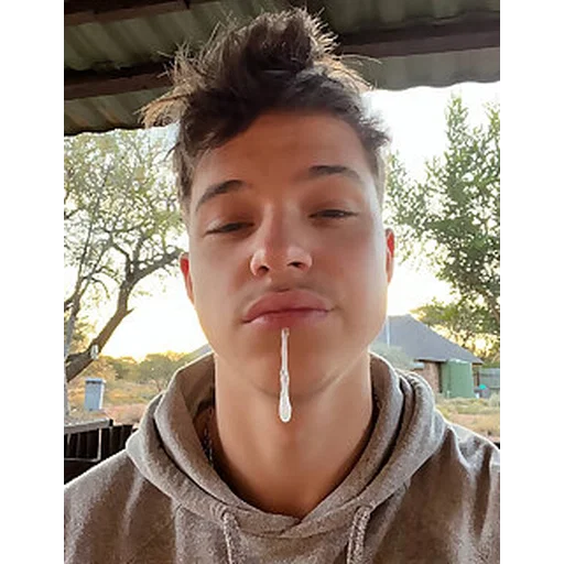 Cum And Cummer p.4