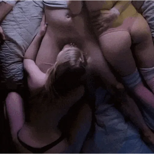 amateur threesome p.18