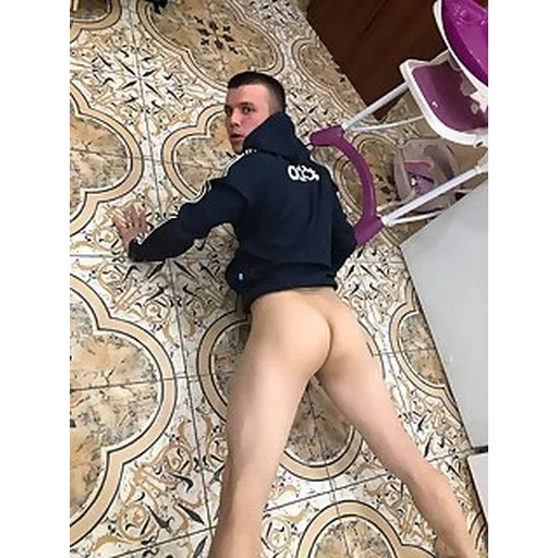 Naked Male Selfies p.8