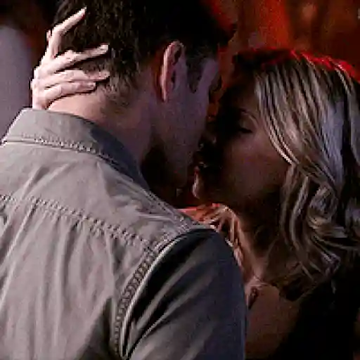 Kissing Stickers