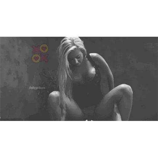 ملصق Ass, Lips, Tits & Hips 4 p.4 رقم 14