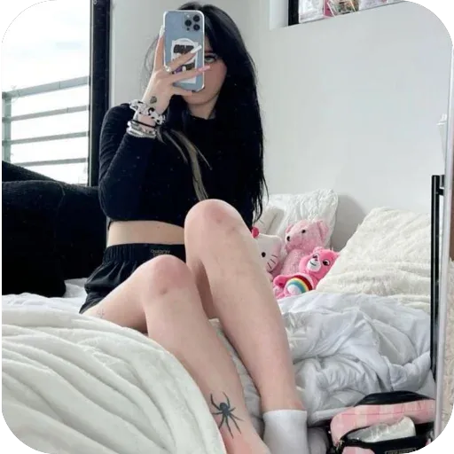 Lady @Nevadz 69 Loves Porn.