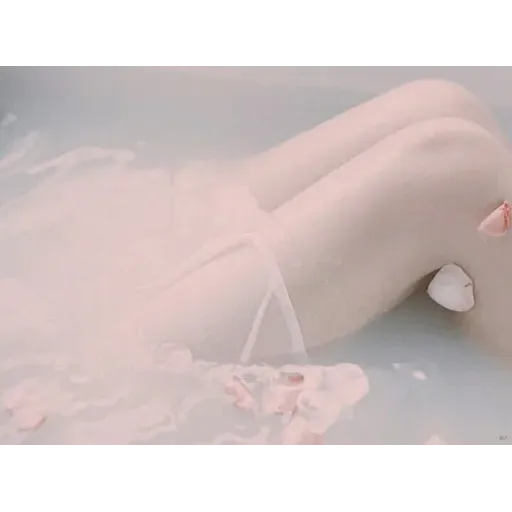 Hot_clara